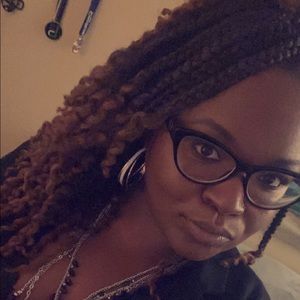 Meet your Posher, Samantha